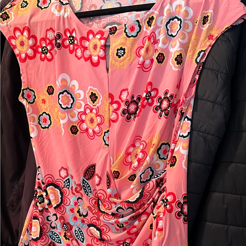 Pretty pink flower power barbiecore shirted at waist never worn